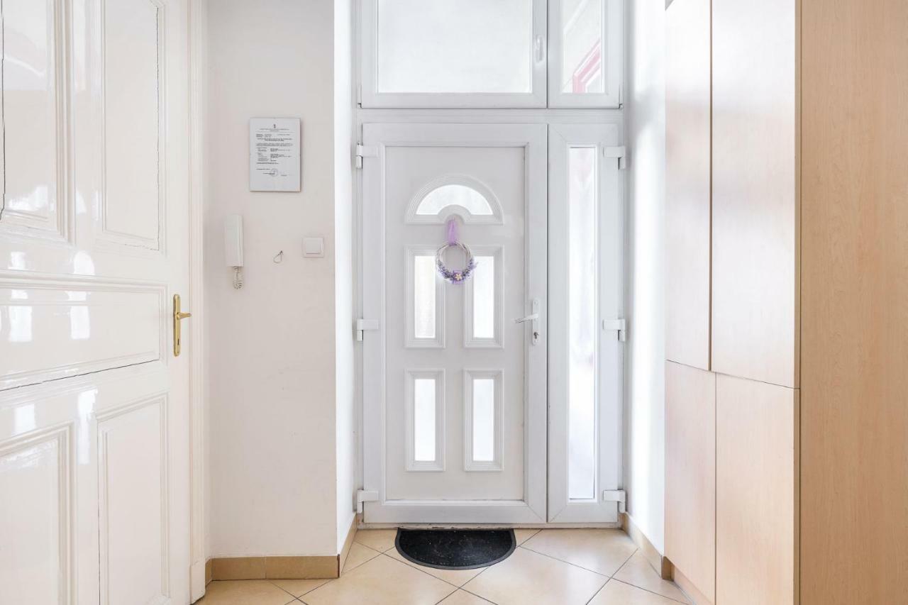 Izabella Home 2 Budapest Bagian luar foto