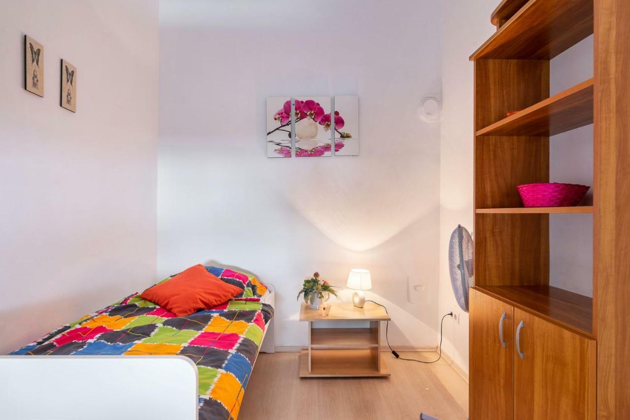 Izabella Home 2 Budapest Bagian luar foto